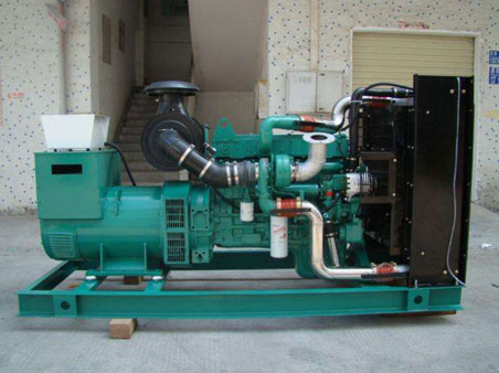 荣邦乡1100kw康明斯柴油发电机组图片 荣邦乡1100kw康明斯柴油发电机组图片
